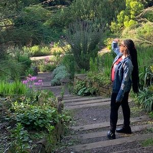 Meet your Posher, Timara